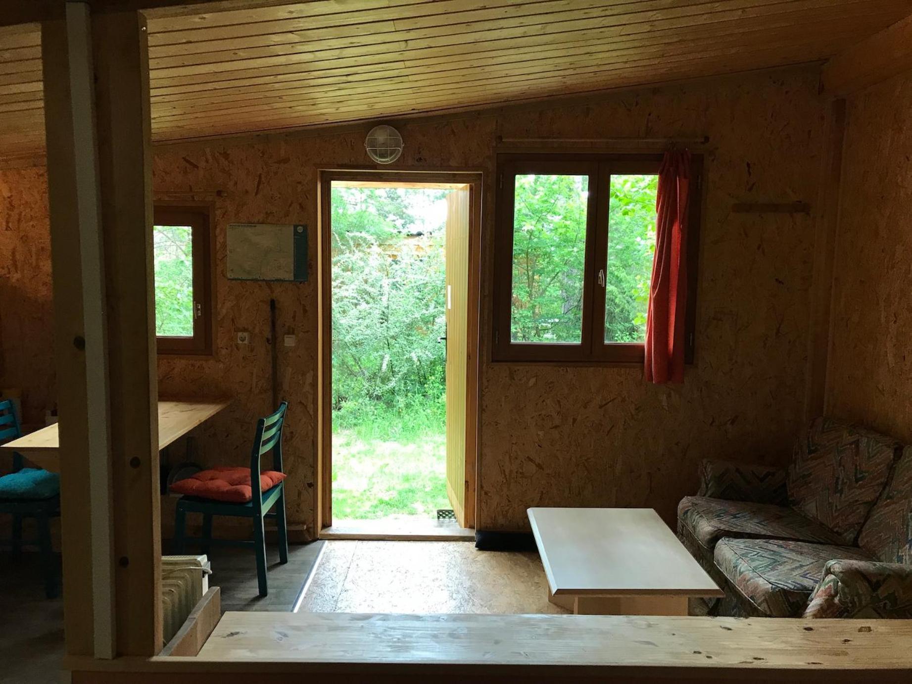 Sous Les Arbres Chalet
