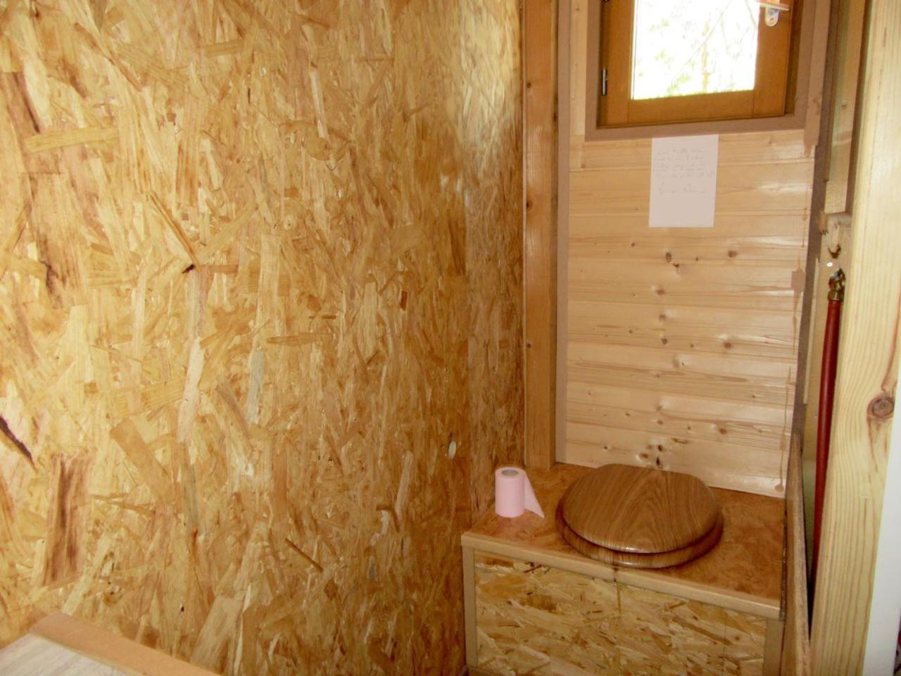 Chalet Sous Les Arbres